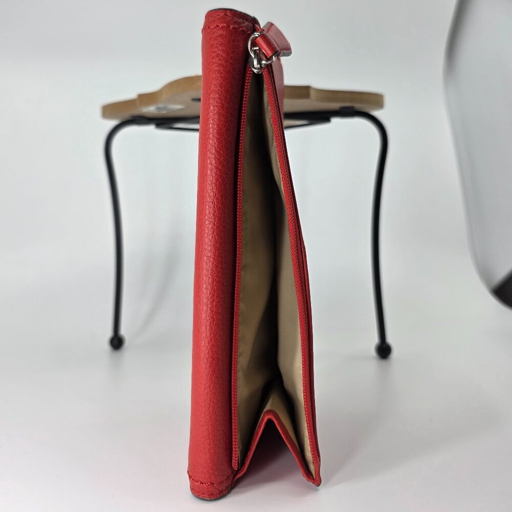 Coach Park Red Leather Turnlock Checkbook Wallet - Archival Heritage Piece - Picture 4 of 9